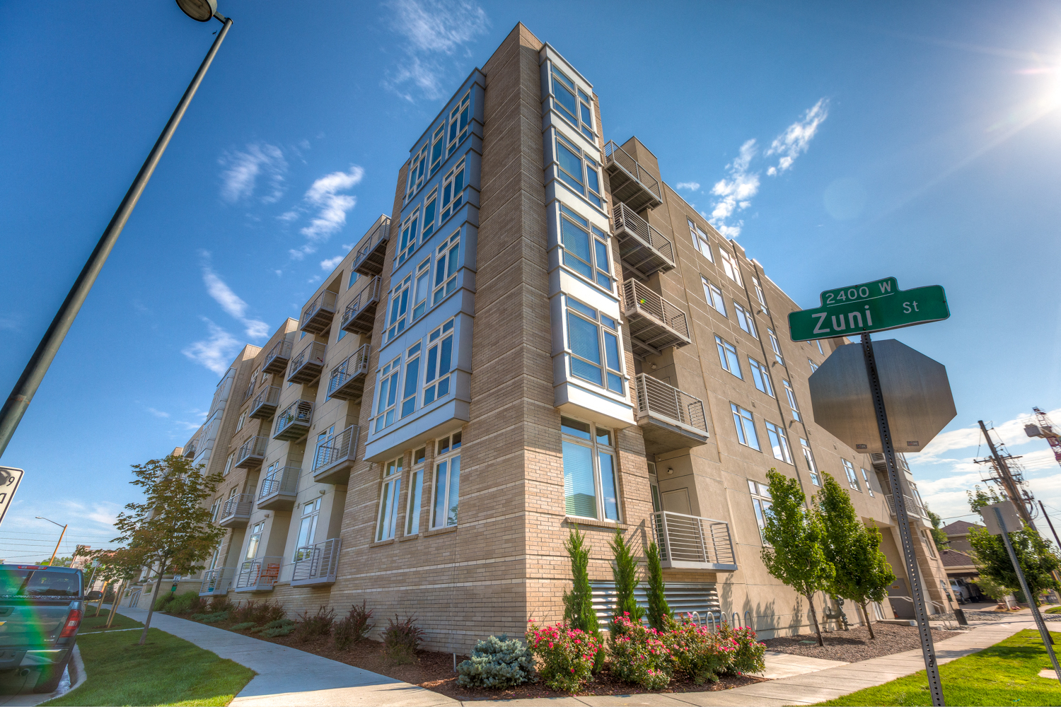 LoHi Denver Apartments | 2828 Zuni